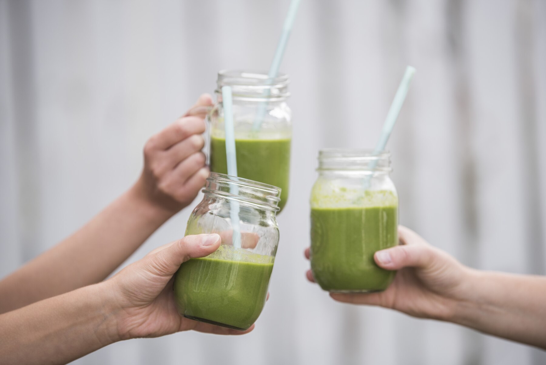 Energía y Nutrición en un Vaso: Verde Vitalidad